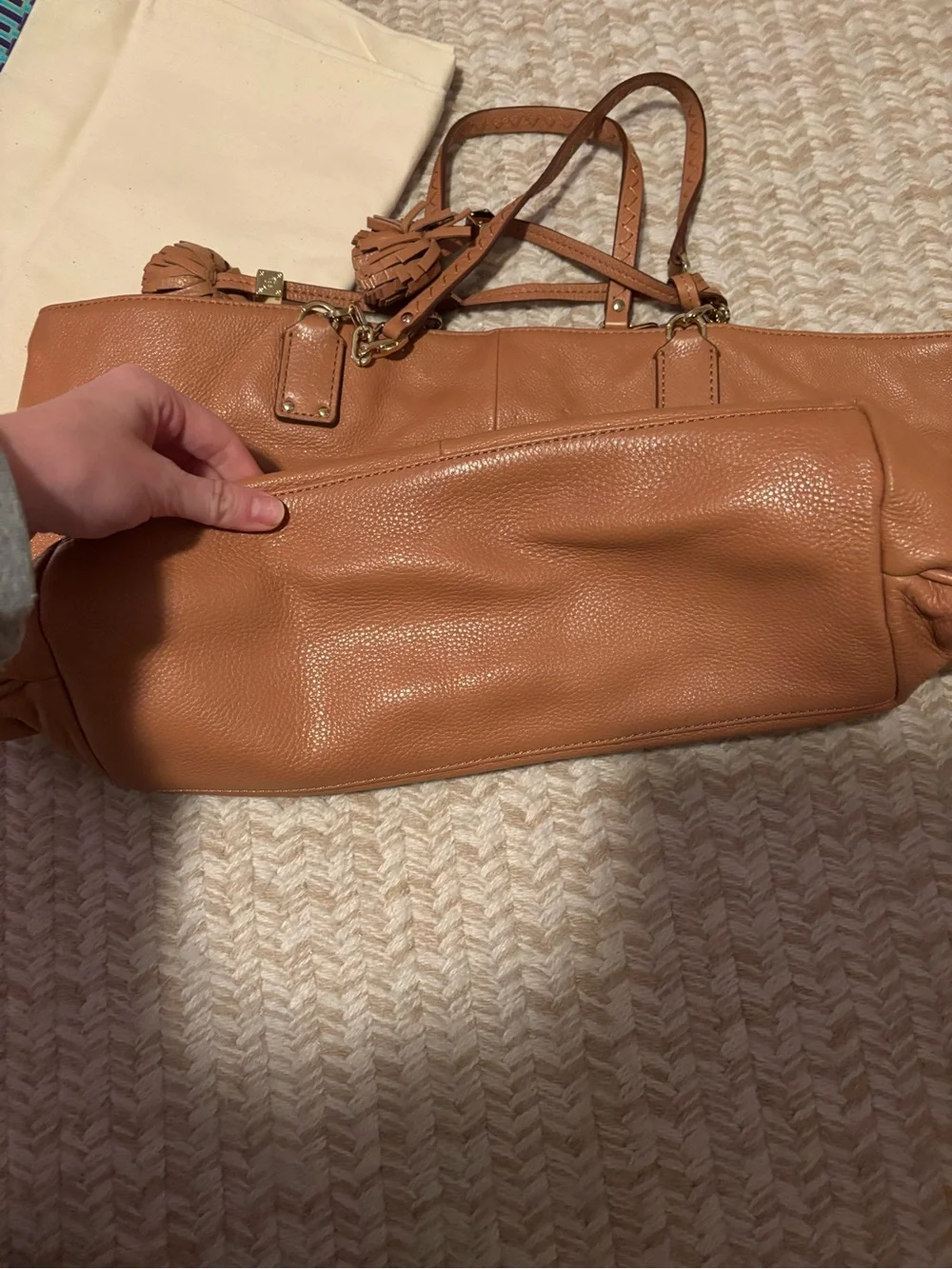 Tory Burch fair leather